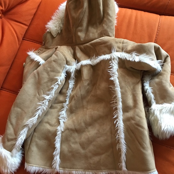 Gap Girls fashion coat. Excellent condtion sz M(8) - Picture 3 of 3
